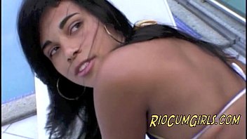 Filme porno com brasileirinha linda tomando no cu
