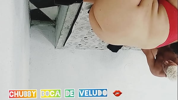 Beldade brasileira dando o cu gostoso